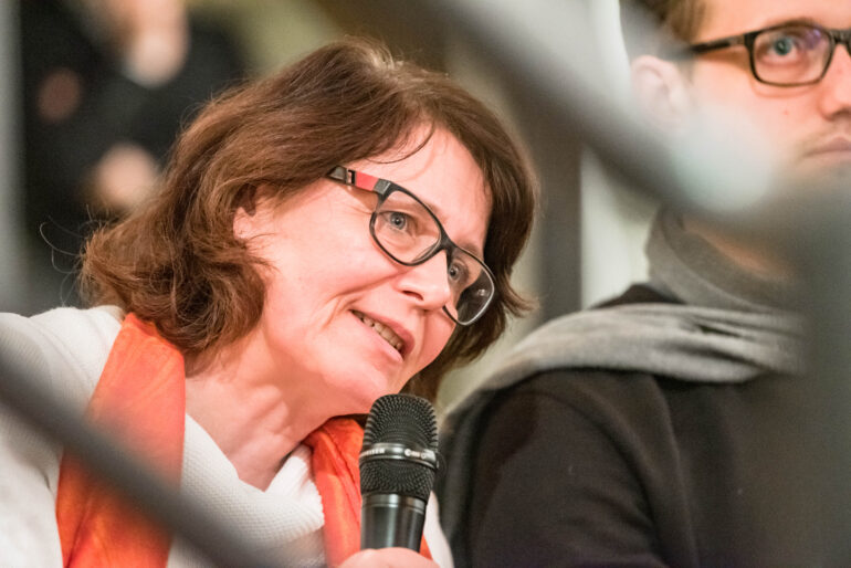 Impressionen der Podiumsdiskussion "Verlässliche Hilfe"; 20.11.2018; Polit-Forum Bern; Foto: Susanne Goldschmid