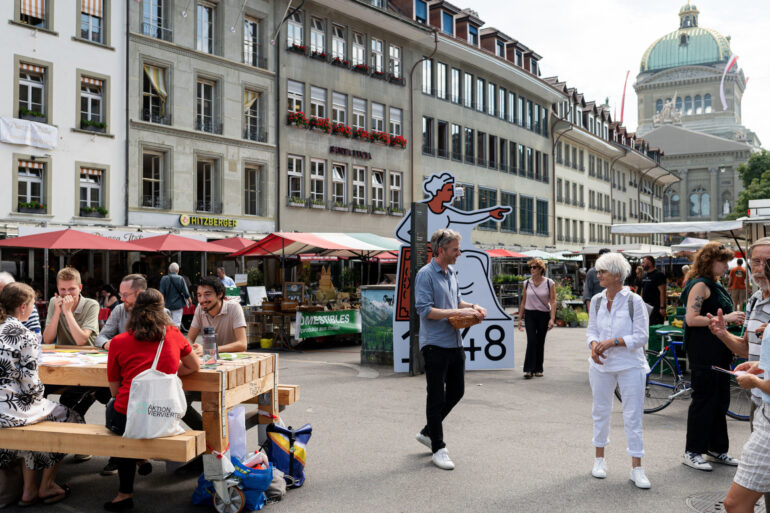 rollender Tisch Stadt Bern
© Danielle Liniger