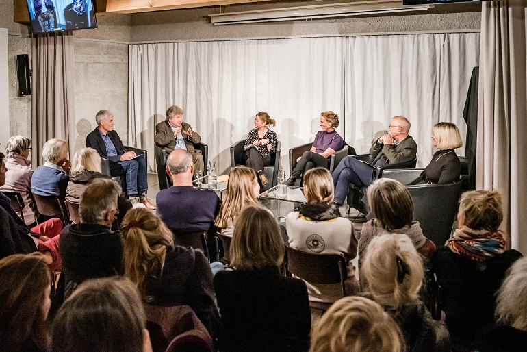 Buchvernissage "Frieden bauen"; Polit-Forum Bern; 12.11.2019; Bild: Susanne Goldschmid